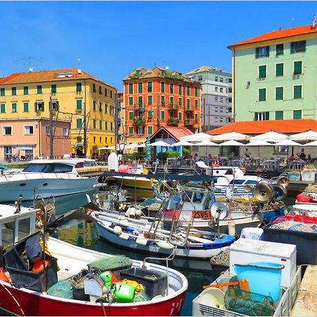 Savona Casa Per Vacanze E Lavoro Appartement Buitenkant foto