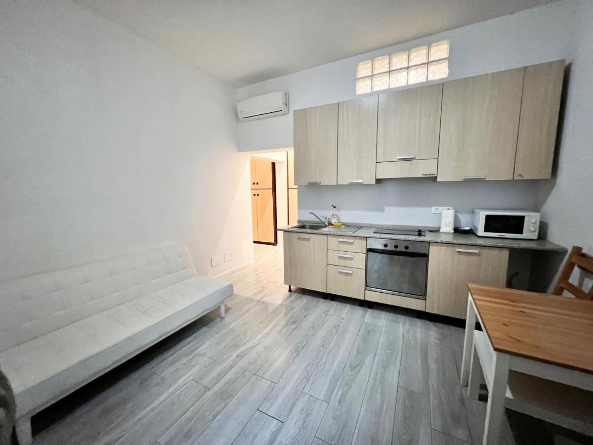 Savona Casa Per Vacanze E Lavoro Appartement Buitenkant foto
