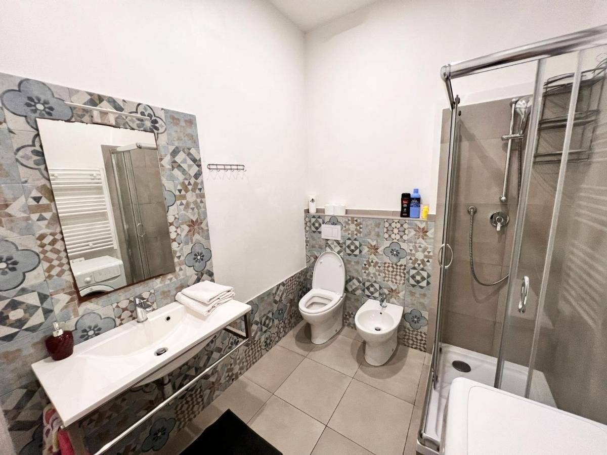 Savona Casa Per Vacanze E Lavoro Appartement Buitenkant foto